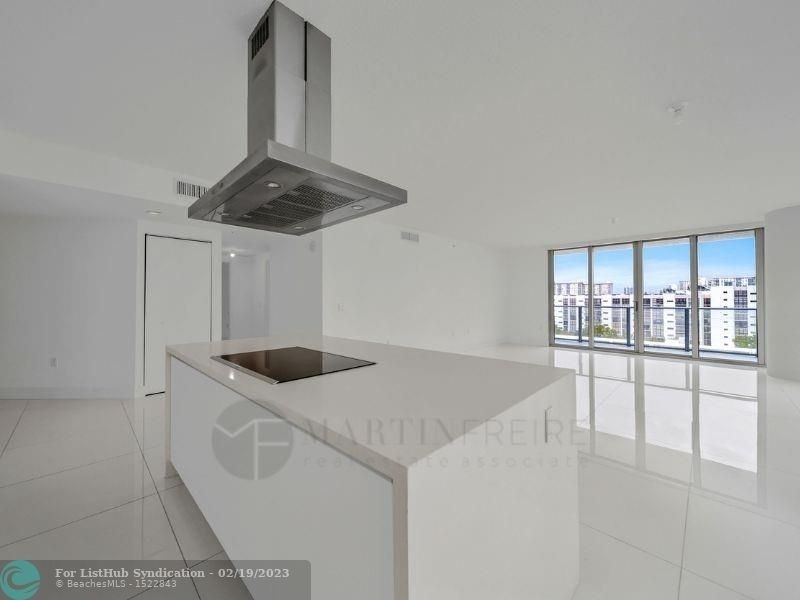 300 Sunny Isles Blvd - Photo 4