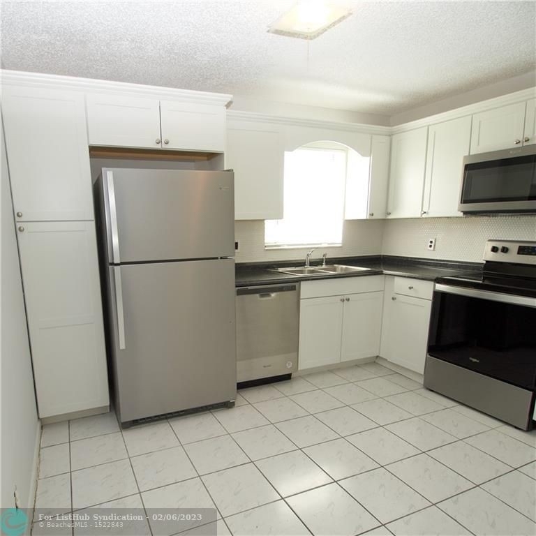 7355 Woodmont Ter - Photo 16