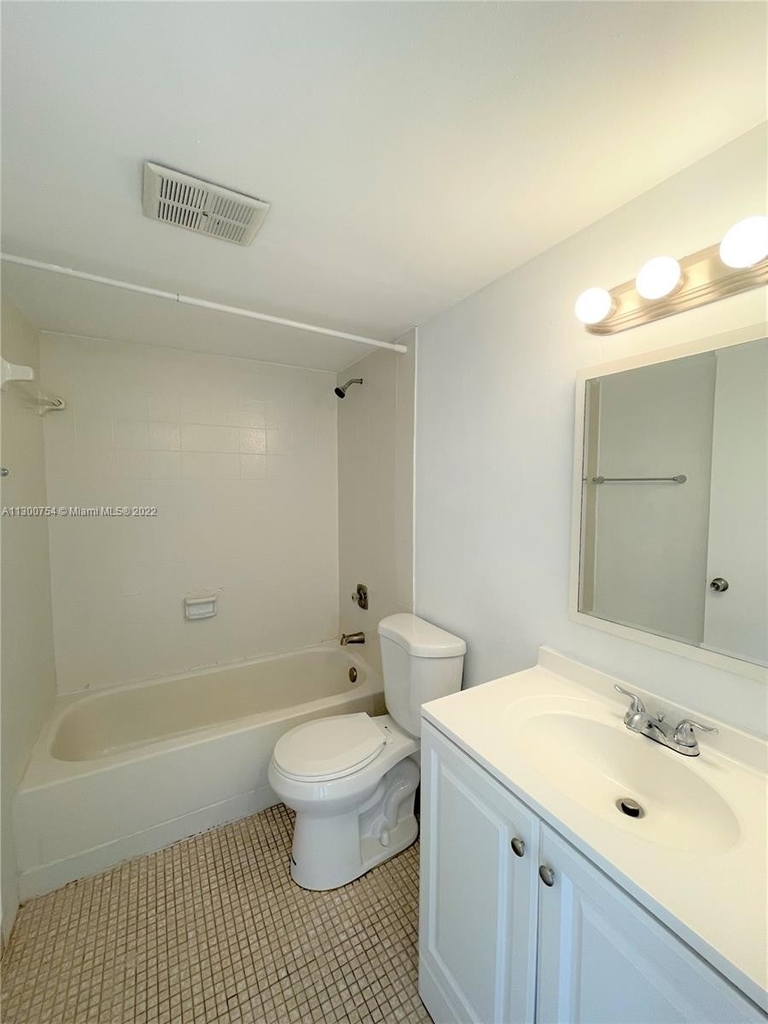 7830 Dickens Ave - Photo 12