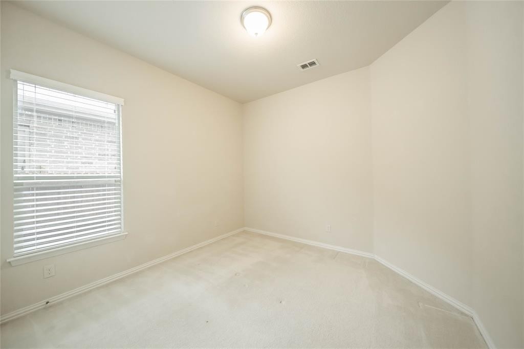 2808 Frontier Drive - Photo 5