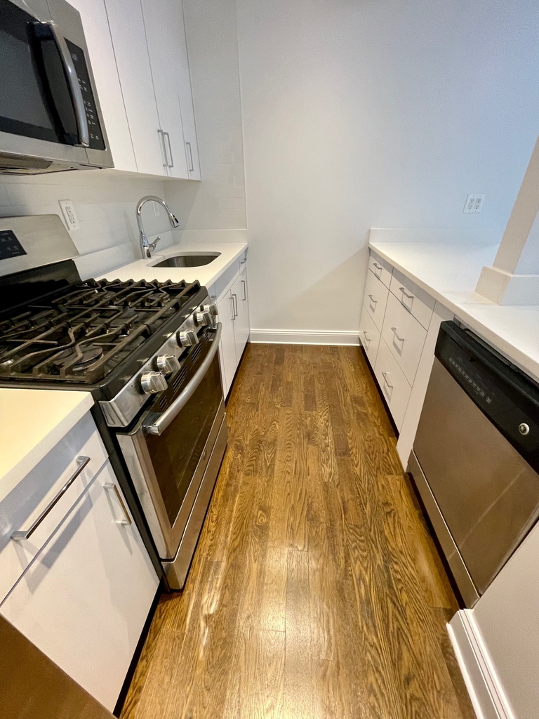 175 East 57th street - Photo 5