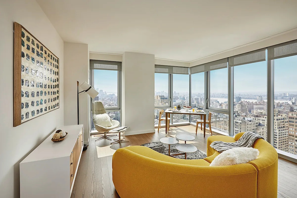 100 West 31st Street - Photo 1