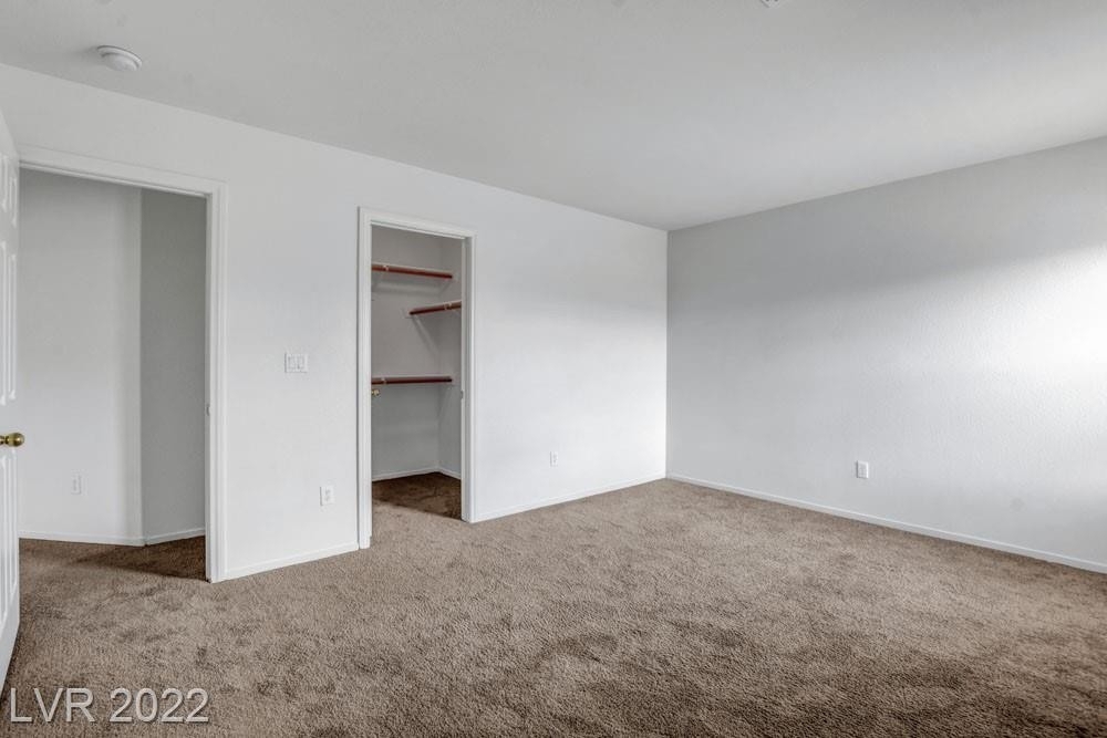 9721 Rolling Thunder Avenue - Photo 32