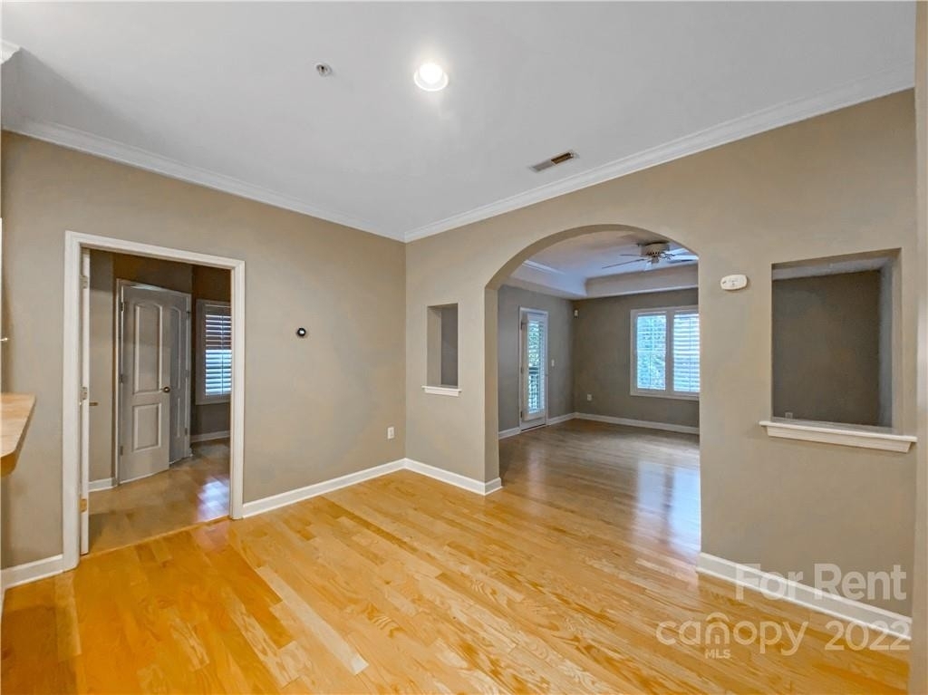 3933 Arbor Lane - Photo 5