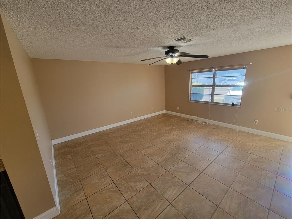 803 Mindy Court - Photo 4