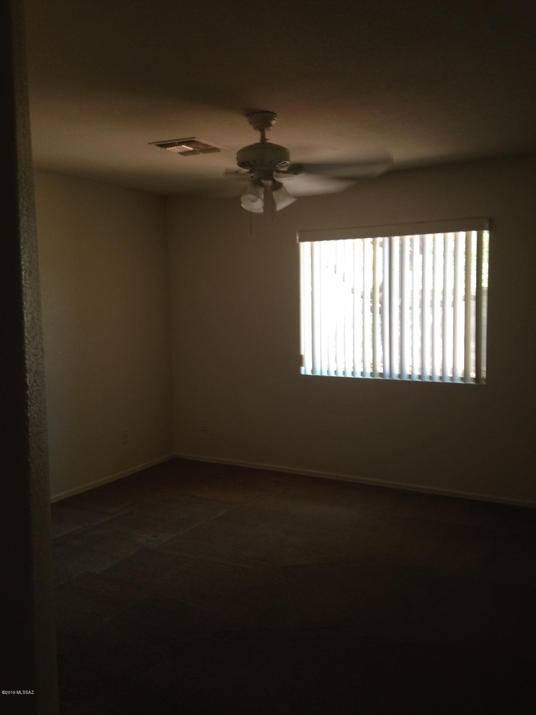 1334 W Desert Cloud Place - Photo 3