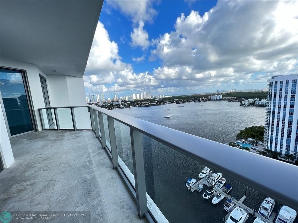 17301 Biscayne Blvd - Photo 1