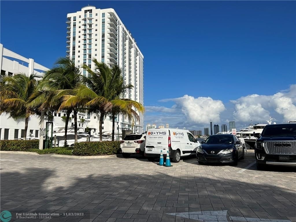 17301 Biscayne Blvd - Photo 35