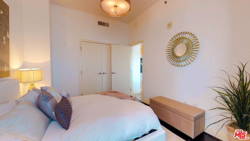 10800 Wilshire - Photo 23