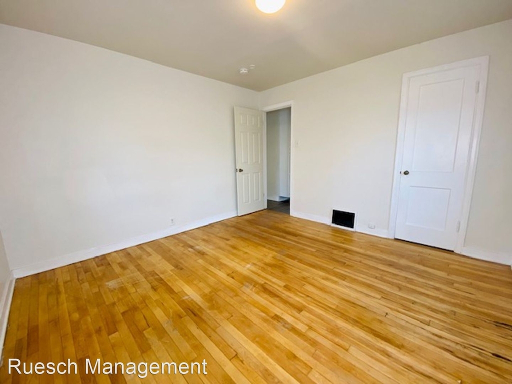 1124 Meacham Street - Photo 10