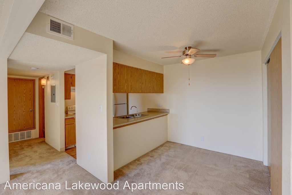 12598 W. Dakota Avenue - Photo 1