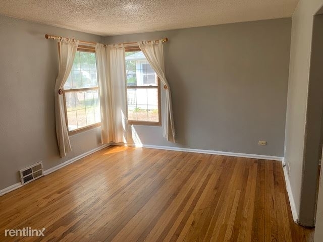 2644 Gaylord St. - Photo 3