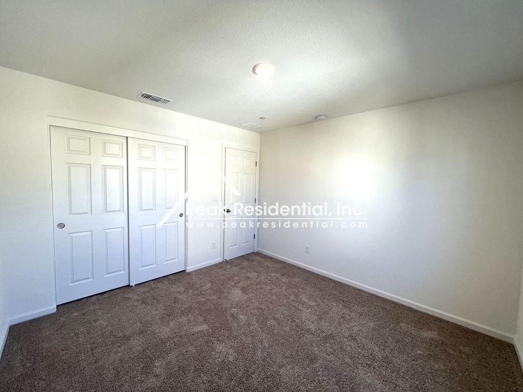 7949 Arcadia Dr - Photo 18