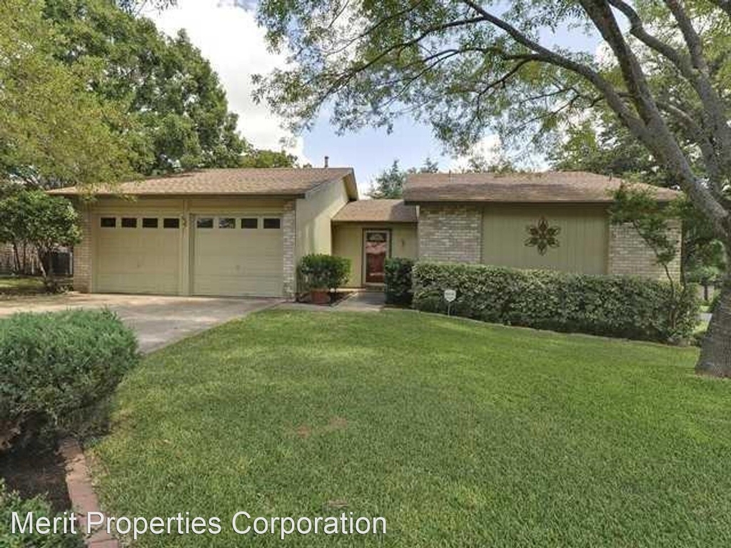 11713 Spotted Horse Drive - Photo 0