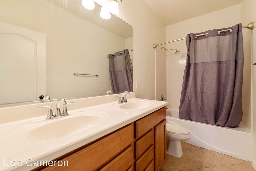 15158 N 145th Lane - Photo 28