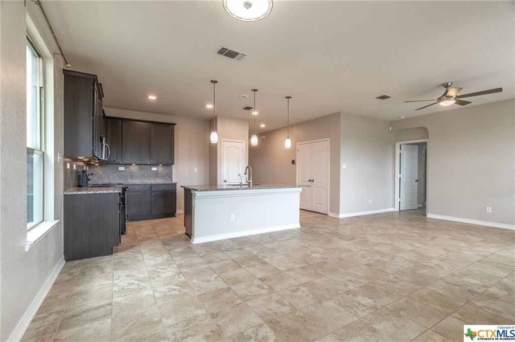 683 Pebble Bend - Photo 11