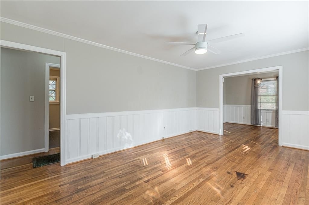 2087 Mercer Avenue - Photo 13