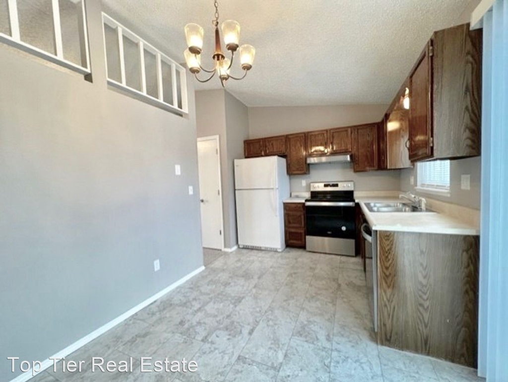 3970 Beltana Dr - Photo 6