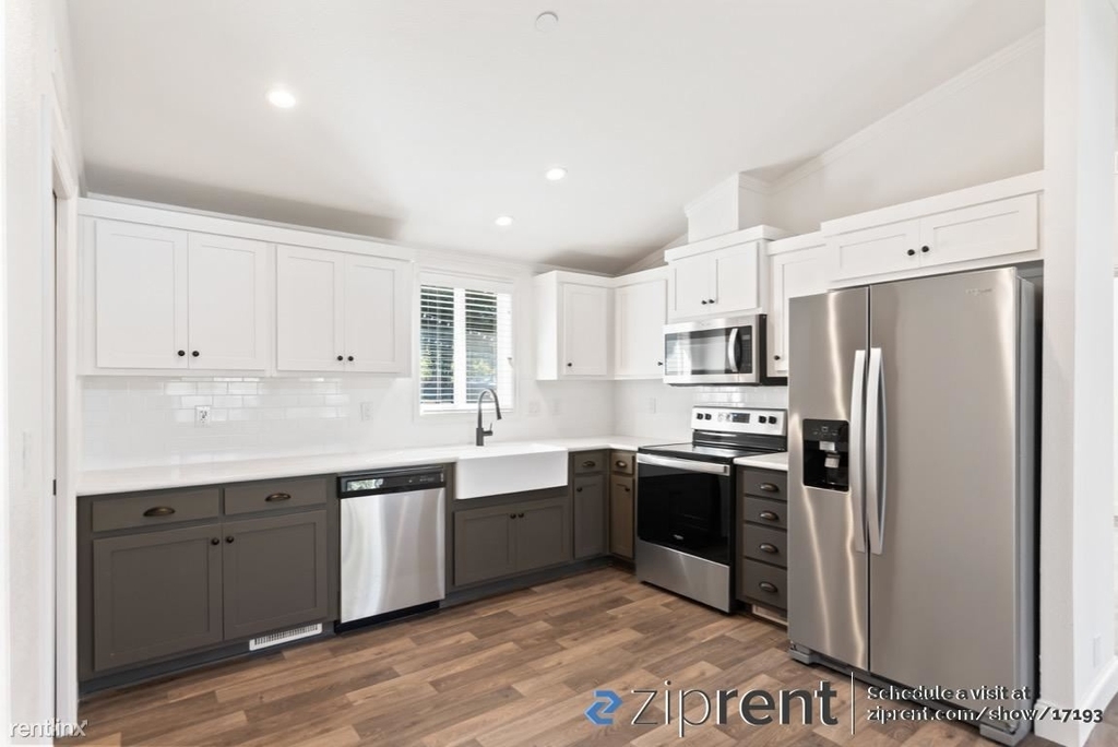 2838 Romagnolo St - Unit A - Photo 5