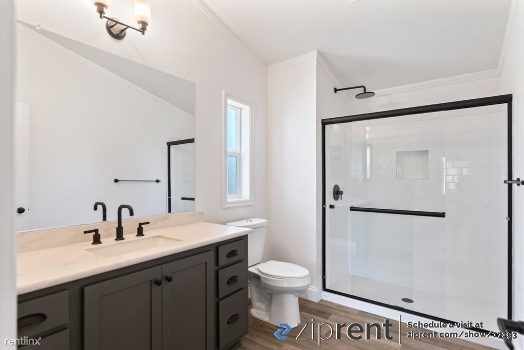 2838 Romagnolo St - Unit A - Photo 12