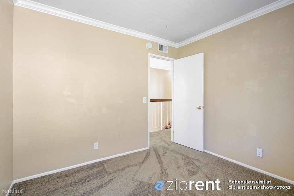 2328 South Lynn Court - Photo 11