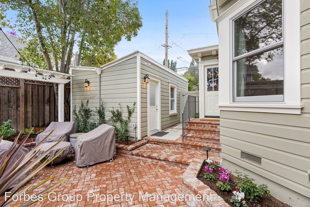 12 Bayview Avenue - Photo 34