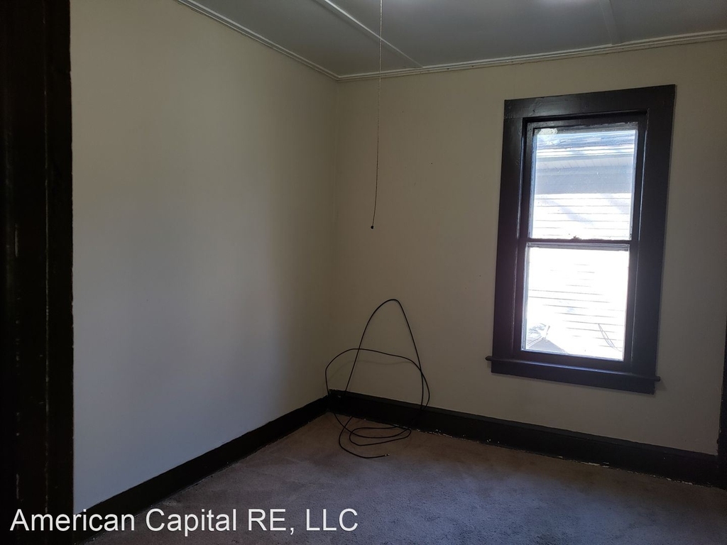 202 Harmon St - Photo 20