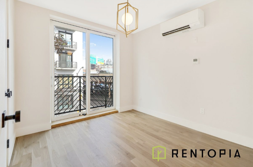 415 Manhattan Avenue - Photo 2