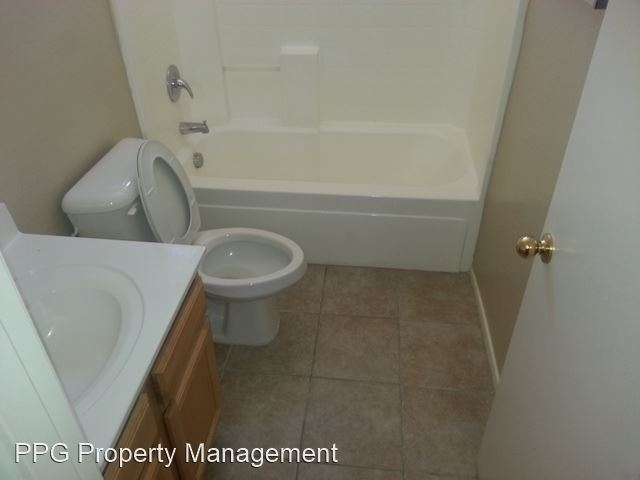 12923 W Peppertree Ln - Photo 10