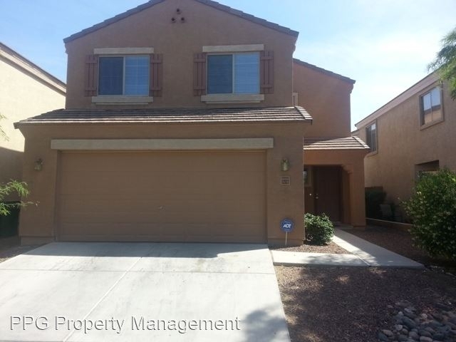 12923 W Peppertree Ln - Photo 0