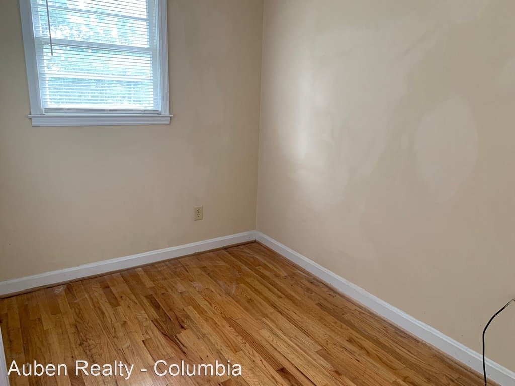 3201 Wilmot Avenue Apartment 2 - Photo 7