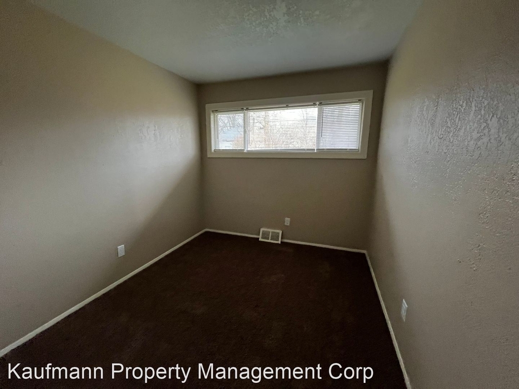 226 W Hollis Lane - Photo 7