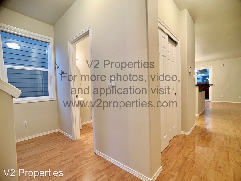 1011 Sw 18th Way - Photo 12