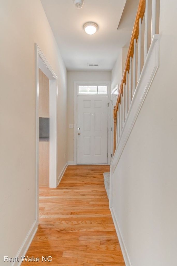 9005 Grassington Way - Photo 5