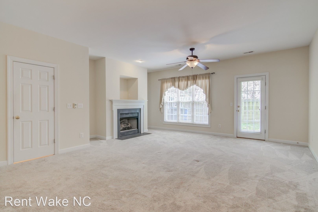 9005 Grassington Way - Photo 4