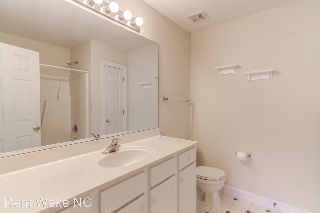 9005 Grassington Way - Photo 8