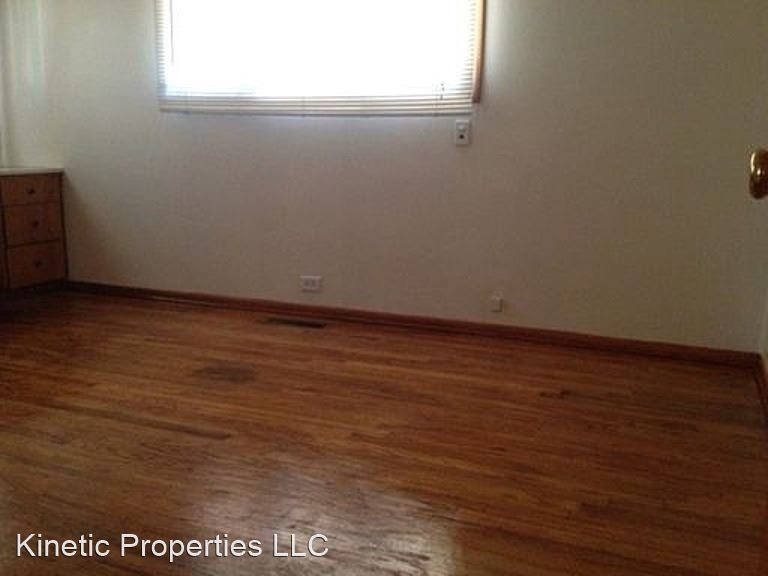 1136 Se Oak St. - Photo 6