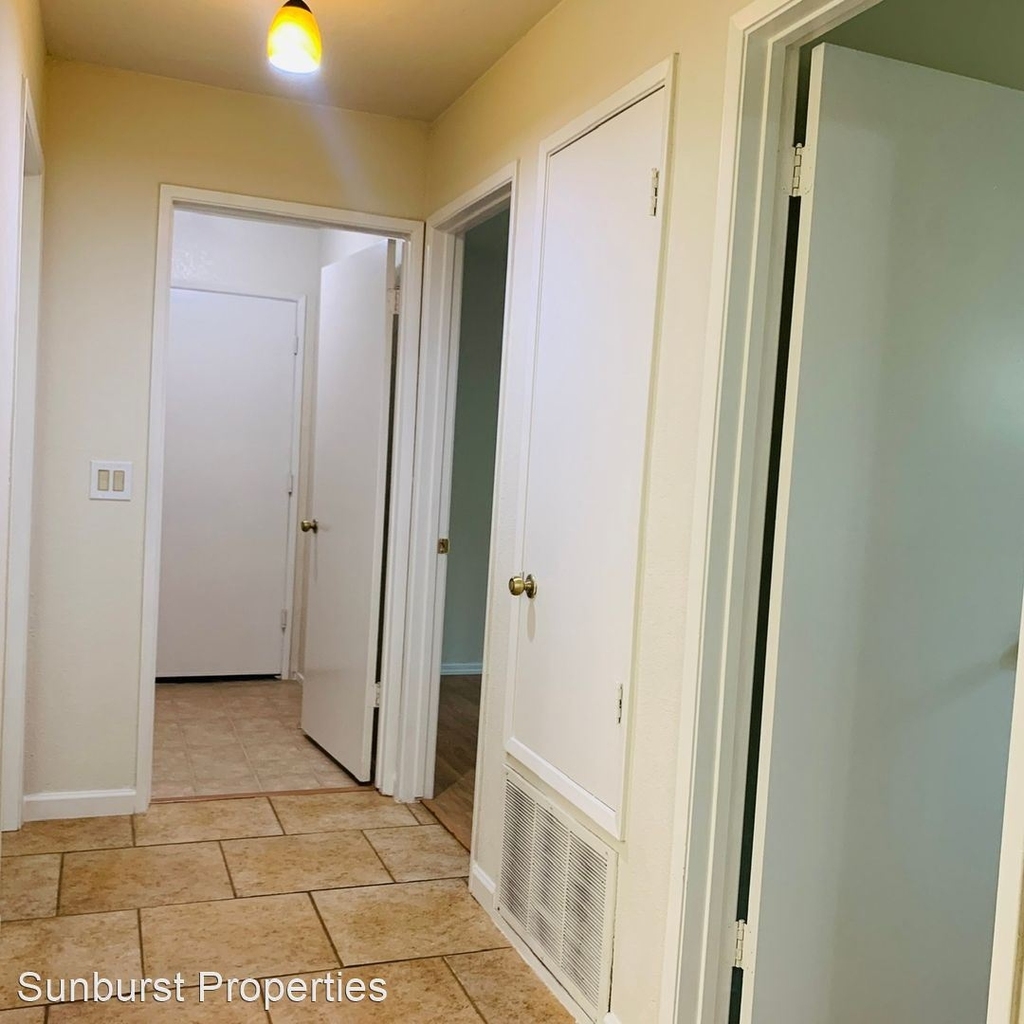 4736 Storrow Way - Photo 10