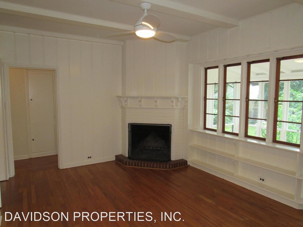 318 Tuxedo Ave - Photo 3