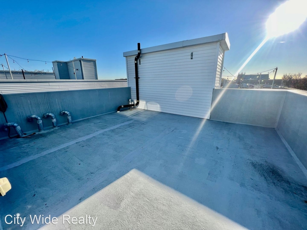 1830 Frankford Ave - Photo 22