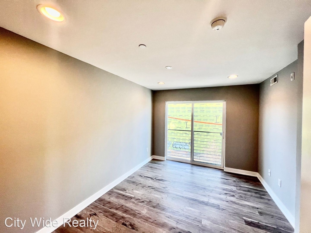 1830 Frankford Ave - Photo 15