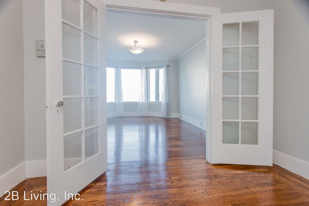 555 Bridgeway Unit B - Photo 0