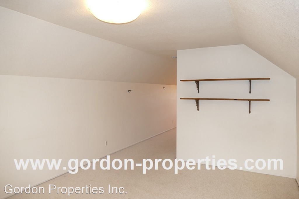 5236 Se 44th Ave - Photo 37