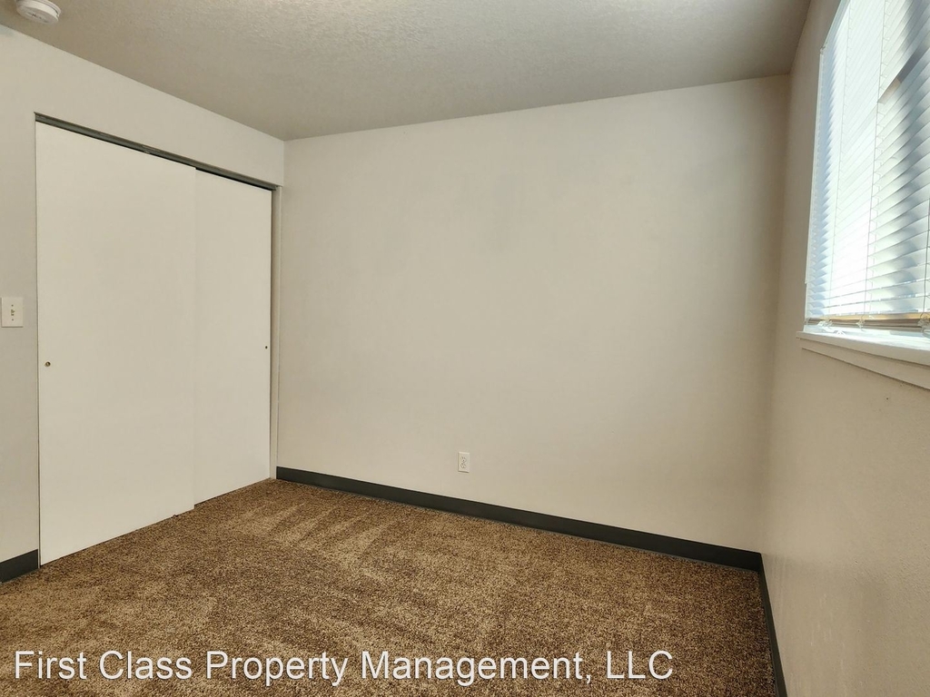 9555 Sw Hall Blvd, Unit 16 - Photo 14