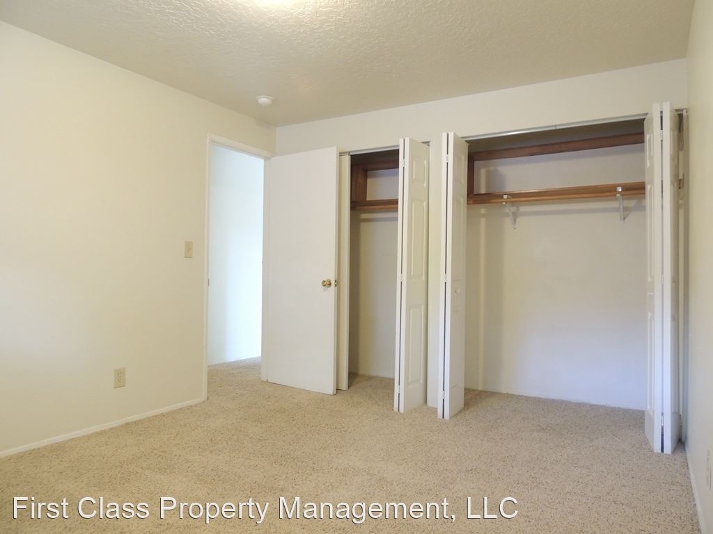 9555 Sw Hall Blvd, Unit 2 - Photo 13