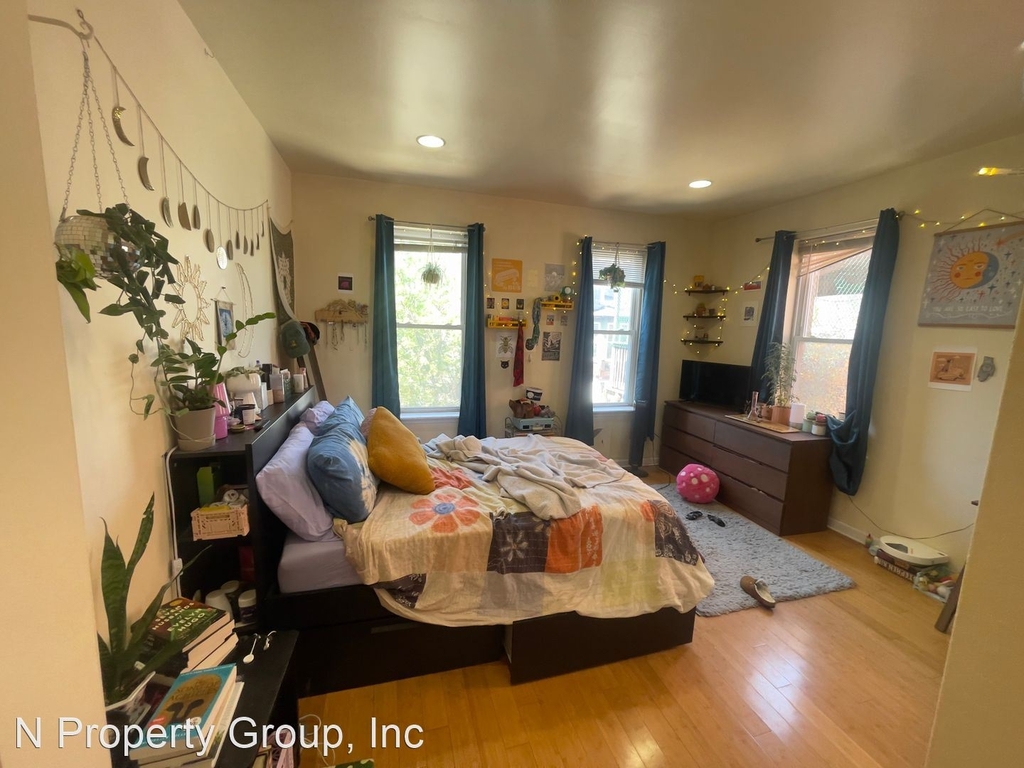 1518 N 17th - Photo 0