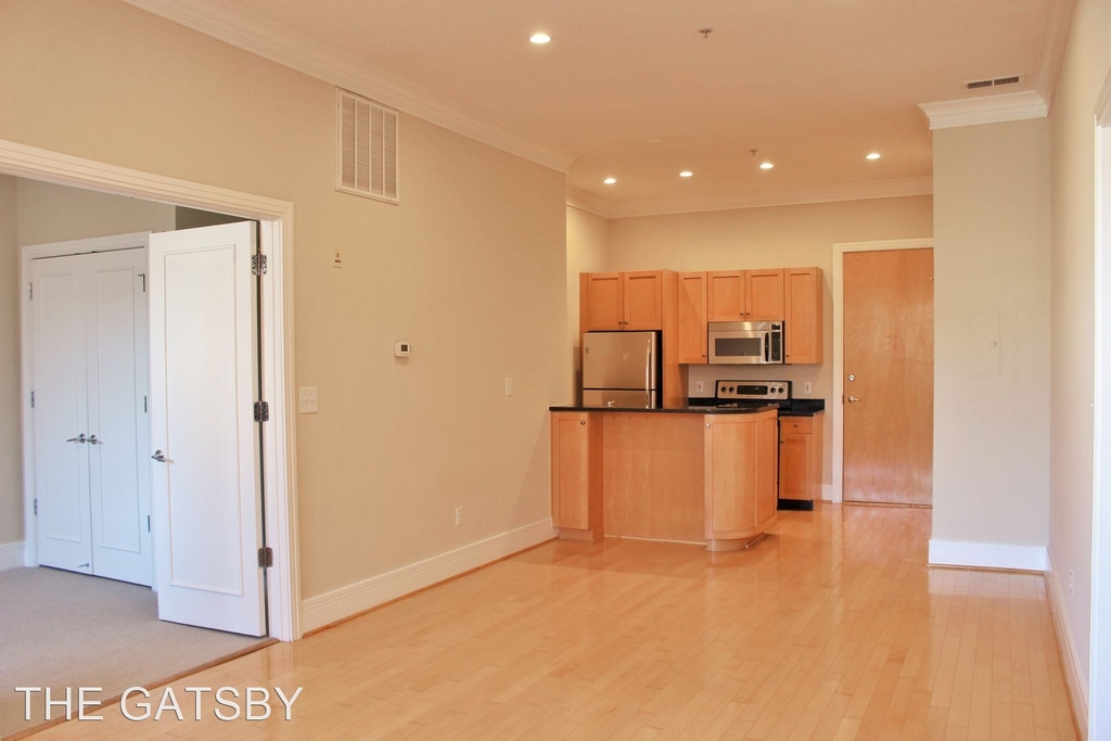 1515 O Street, Nw - Photo 1