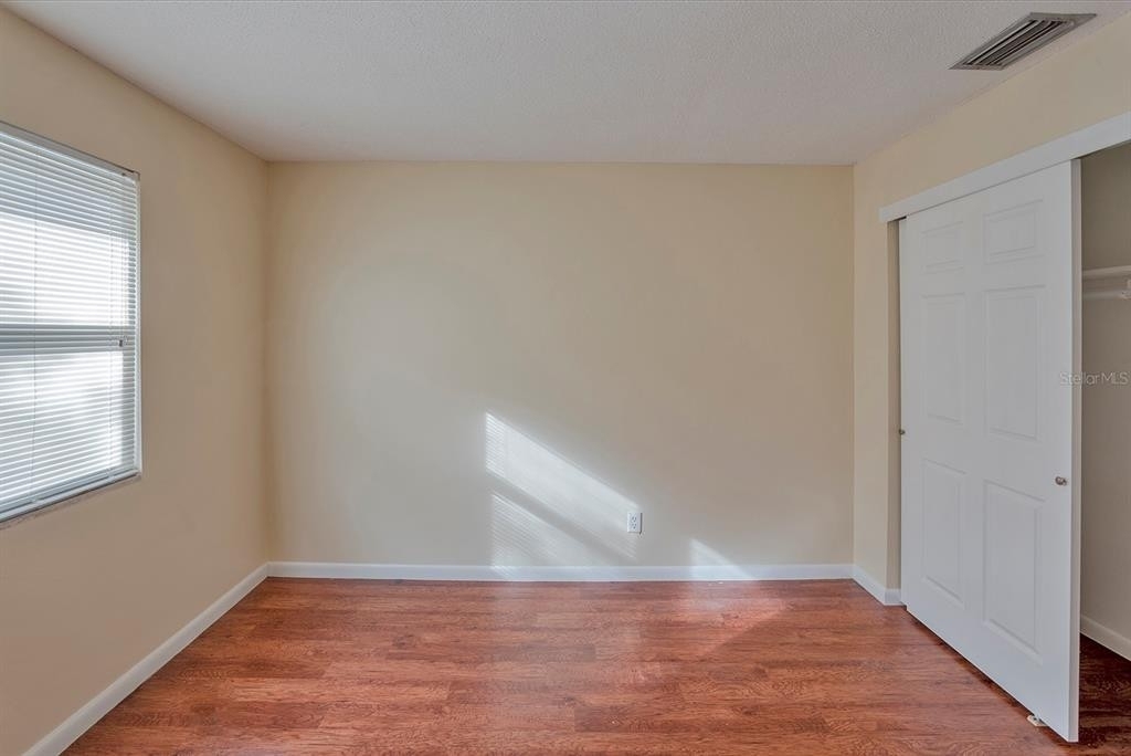 2078 Loma Linda Way N - Photo 13