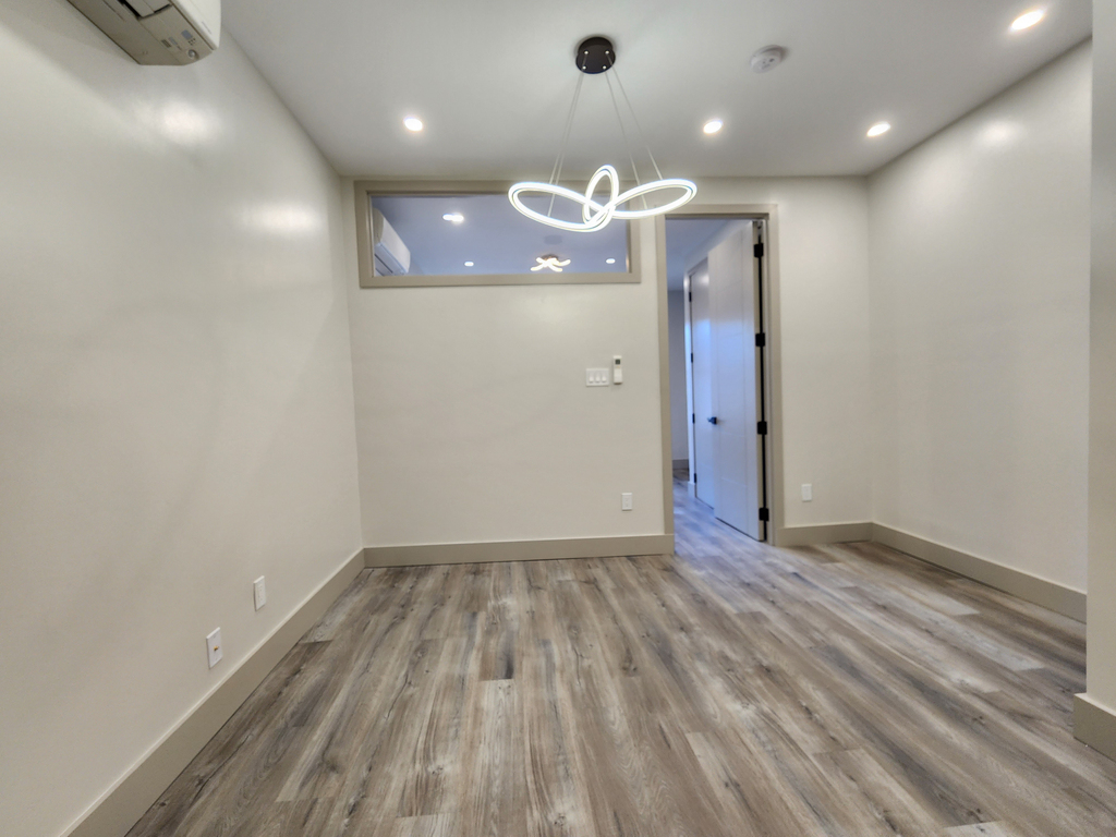 895 4th Avenue - Photo 9