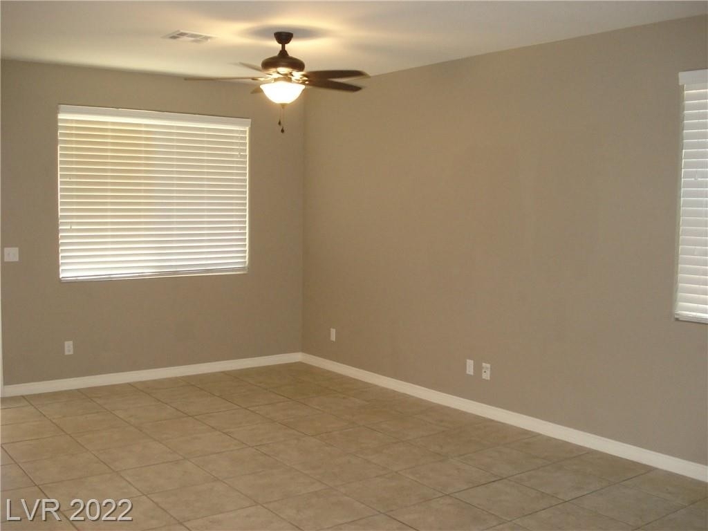 10729 Dobbs Avenue - Photo 4